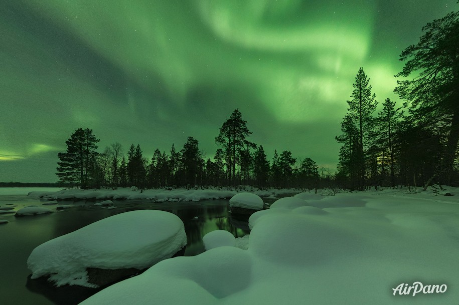 Northern lights on the Kola Peninsula