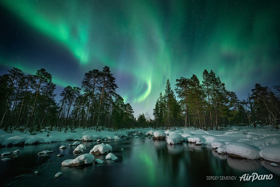 Northern lights on the Kola Peninsula