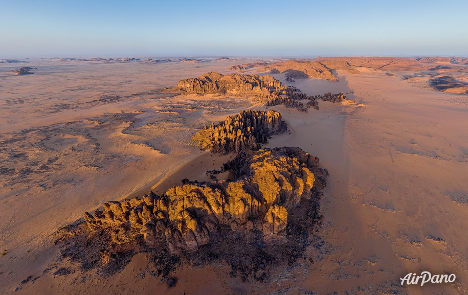 Chad. South Sahara. Stone giants