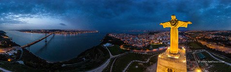 Christ the King and the 25 de Abril Bridge