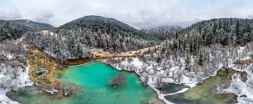 Bonsai Pond, Huanglong, Sichuan, China