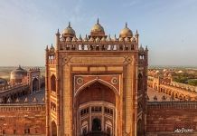 Buland Darwaza (Gate of Magnificence)