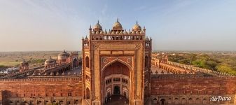 Buland Darwaza (Gate of Magnificence)