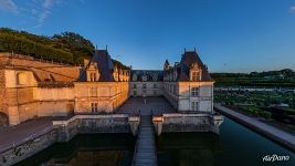 Château de Villandry at sunset