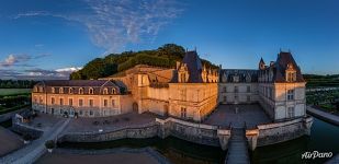 Château de Villandry at sunset