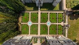 Garden of the Château de Valençay