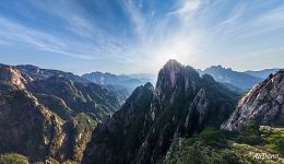 Huangshan mountains. Grand Canyon