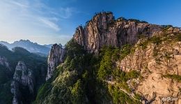 Huangshan mountains. Grand Canyon