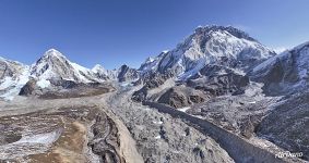 Above the Khumbu 