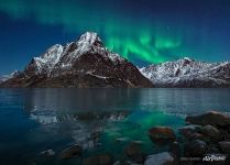 Northern lights above Senja Island