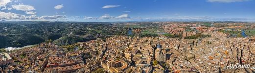 Toledo Panorama. Iglesia de San Idelfonso