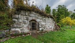 Botanical Garden. Ice house