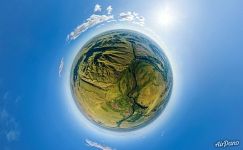 Shaytan Mountain Planet