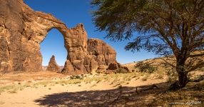 Aloba Arch