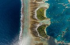 Above Pig and North Pig islets