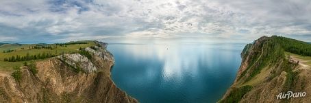 Mount Tolgai, Amtarhai Bay. Panorama