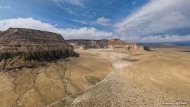 The Road to the Valley of the Castles 1